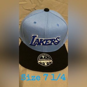 Los Angeles Lakers Mitchell & Ness Size 7 1/4